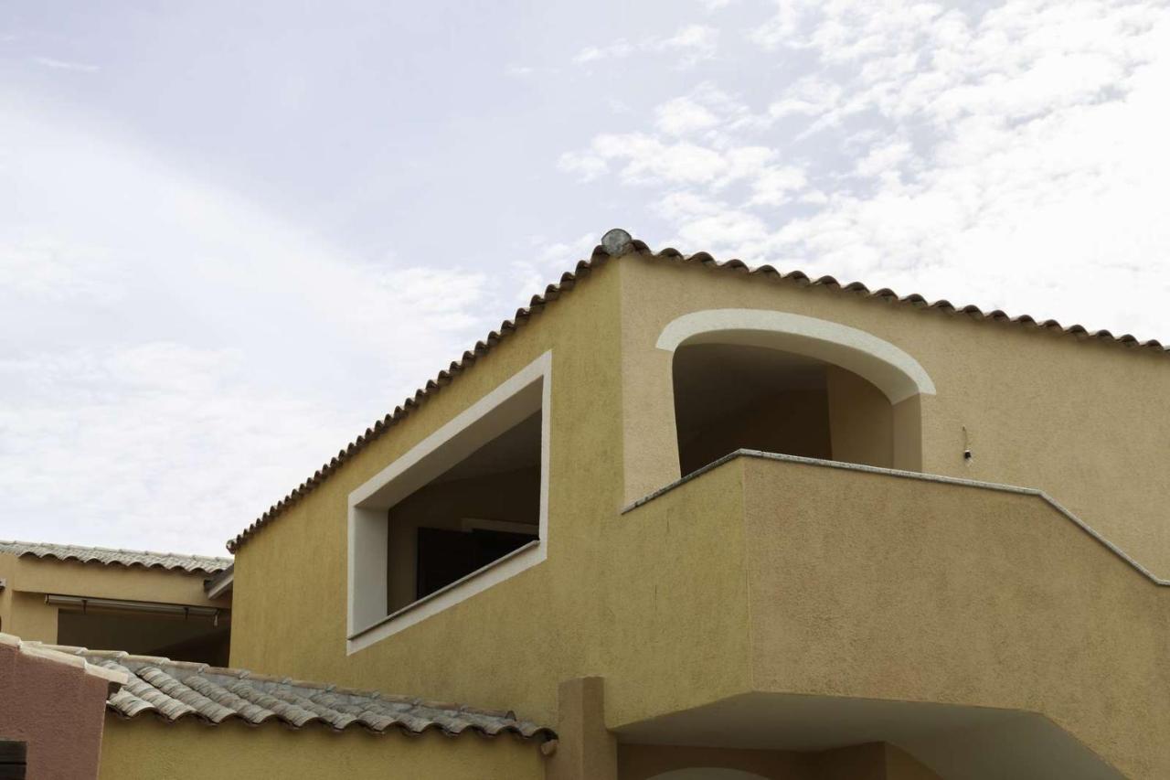 Aria Di Vacanza - Gelsi Olbia Exterior photo