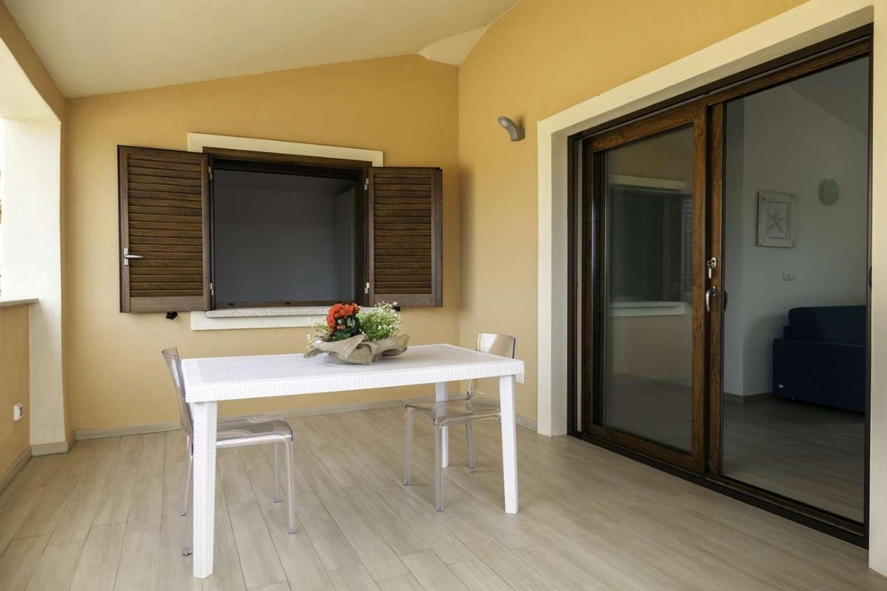 Aria Di Vacanza - Gelsi Olbia Exterior photo