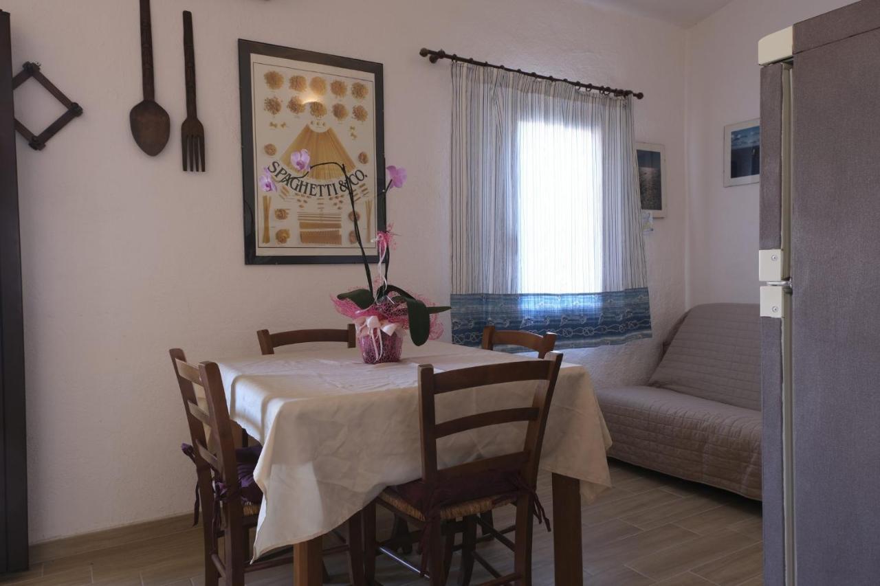 Aria Di Vacanza - Gelsi Olbia Exterior photo
