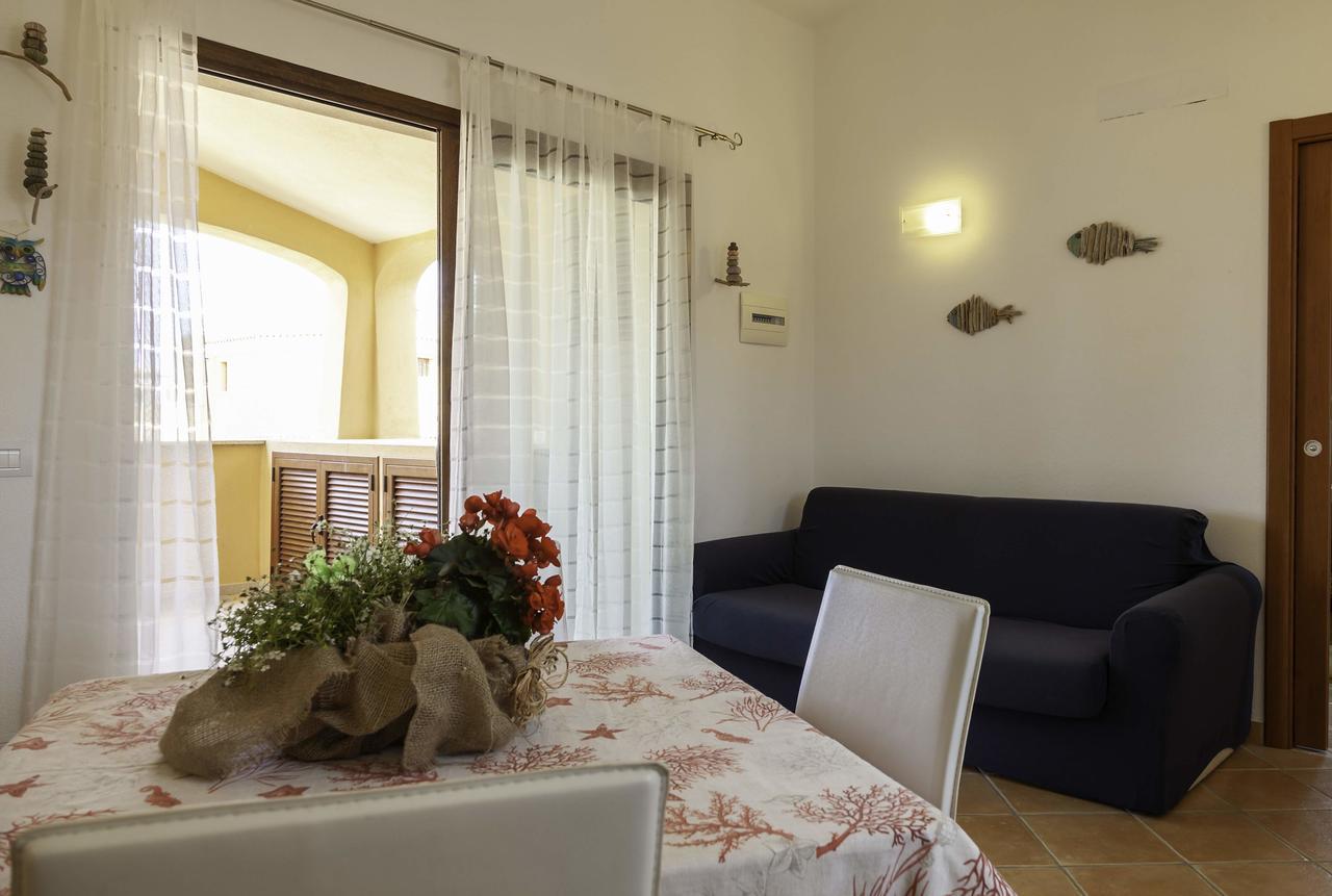 Aria Di Vacanza - Gelsi Olbia Exterior photo
